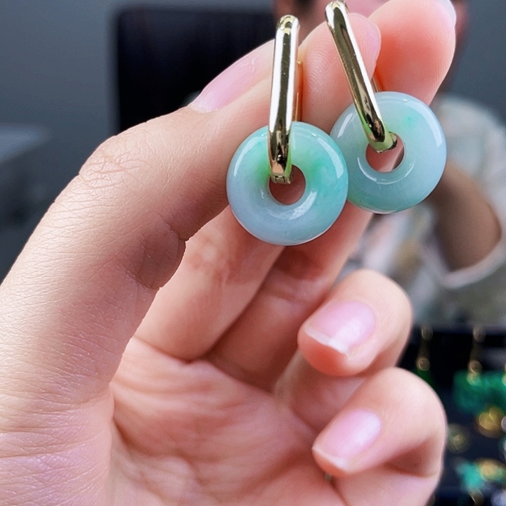 翡翠耳饰未镶嵌饰品