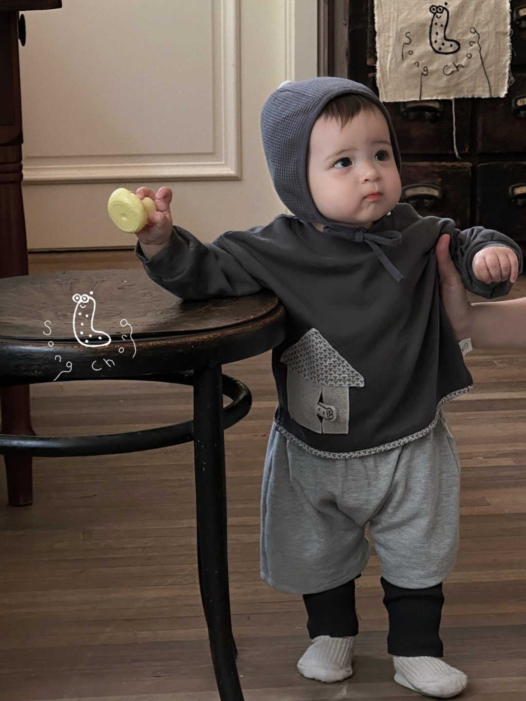 爱喜2025婴童男女宝设计师定制款童装