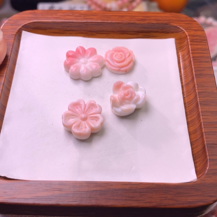 【闪购商品】查罗石颈饰合金福利编号84