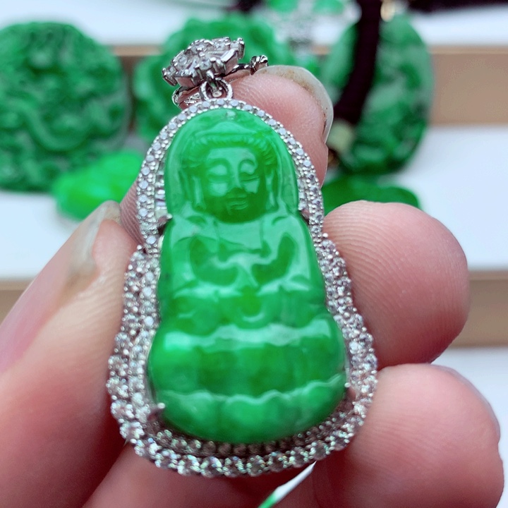 翡翠未镶嵌吊坠(不含链)