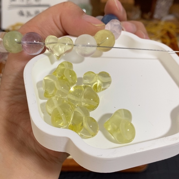 黄水晶屁桃卡13未镶嵌水晶