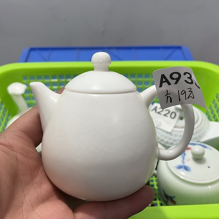 方***妍瓷片默认微瑕瓷器、茶具、壶、摆件，介意勿拍 