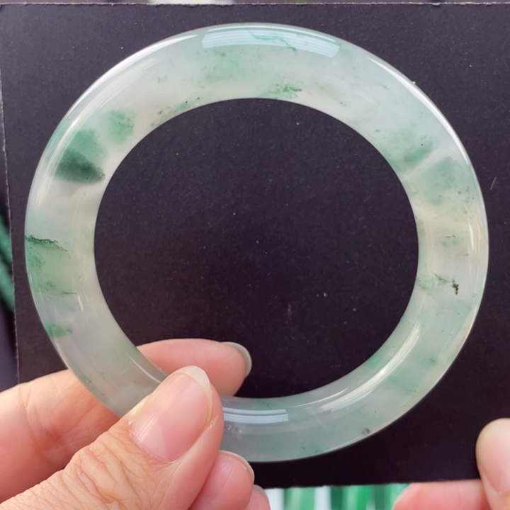 石英质玉手镯未镶嵌55-56