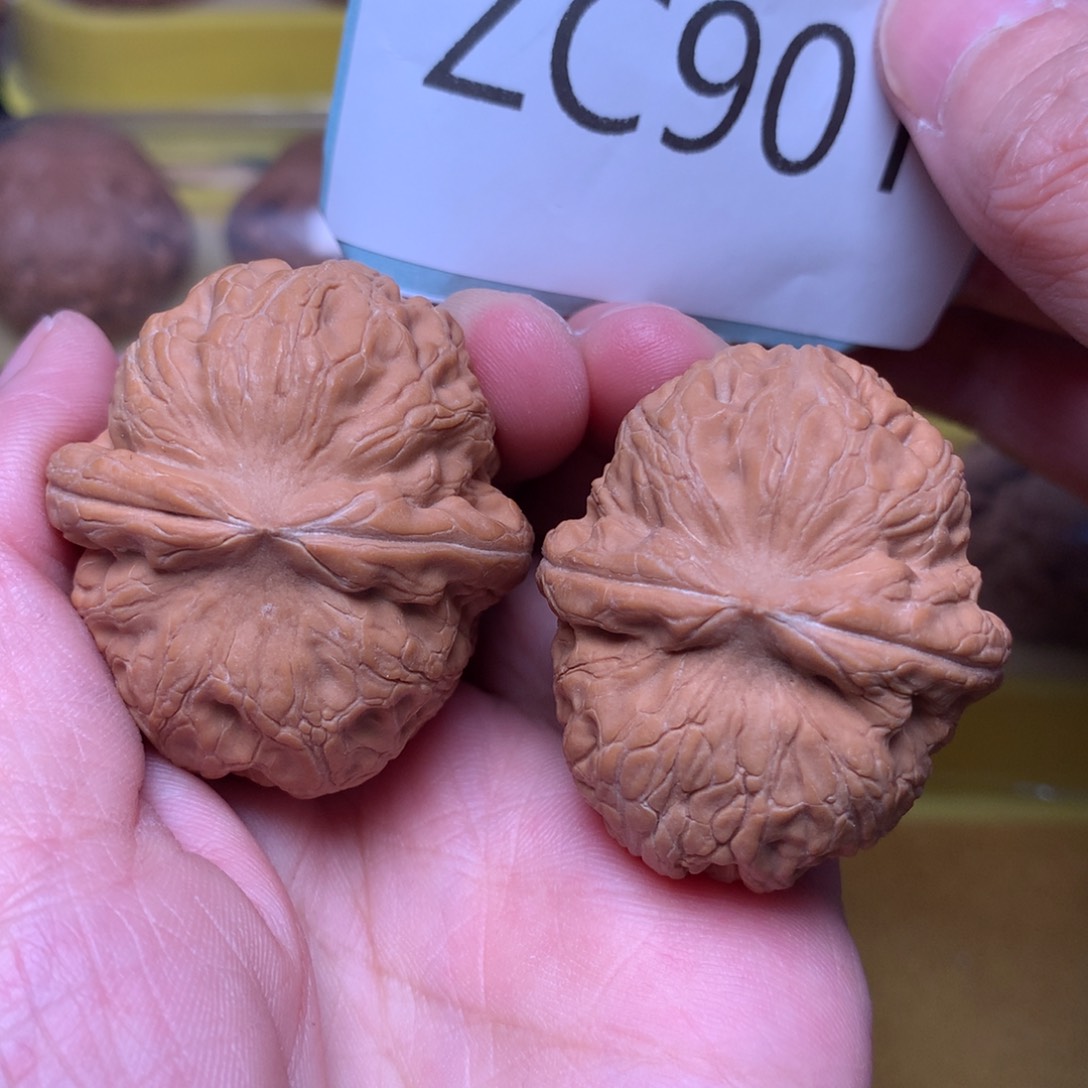 文玩核桃把件肉球元宝39