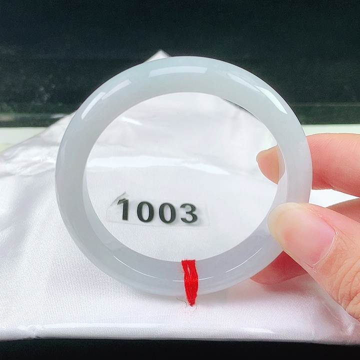 未镶嵌手镯翡翠翡翠手镯