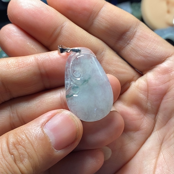 翡翠银S925镶嵌颈饰天然缅甸翡翠A货飘花如意吊坠