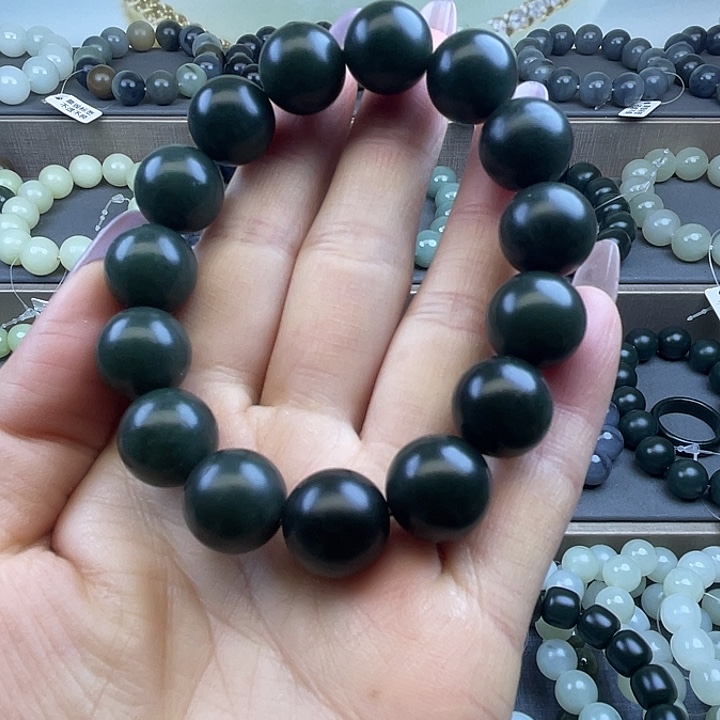 和田玉未镶嵌手链