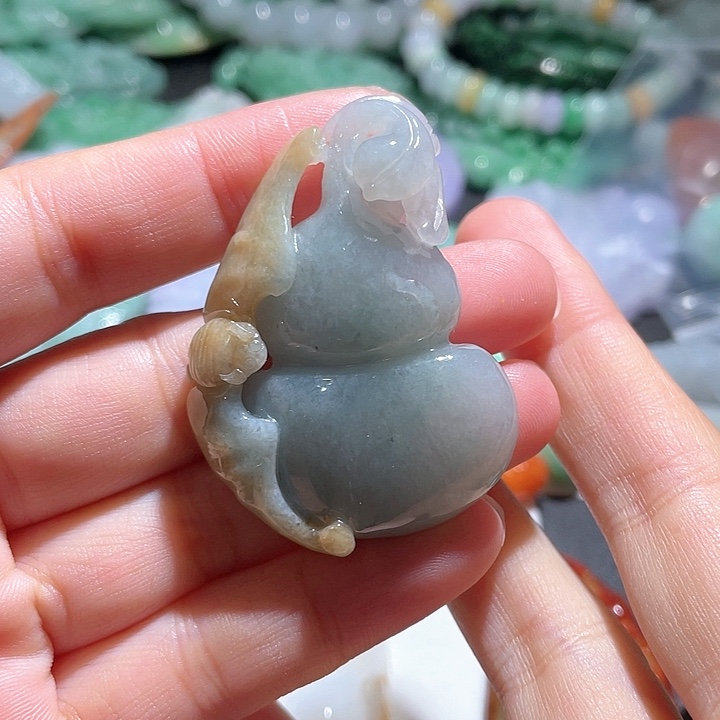 颈饰未镶嵌翡翠天