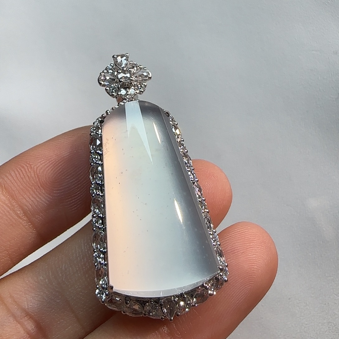 翡翠18K金镶嵌吊坠(不含链)无事牌