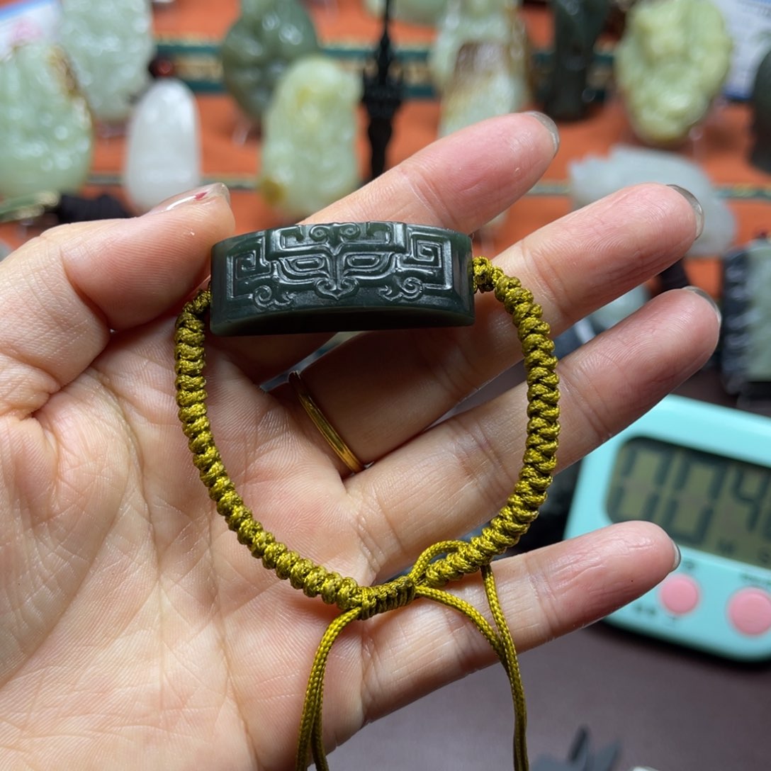 和田玉挂件未镶嵌