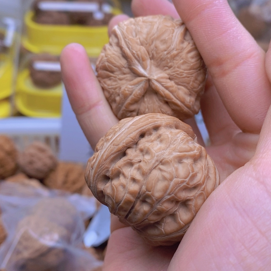 吊坠文玩核桃断**雨