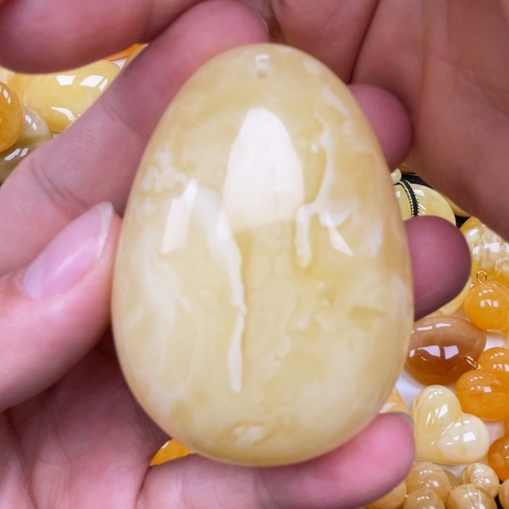 裸石蜜蜡未镶嵌涵****仔蜜蜡吊坠重42