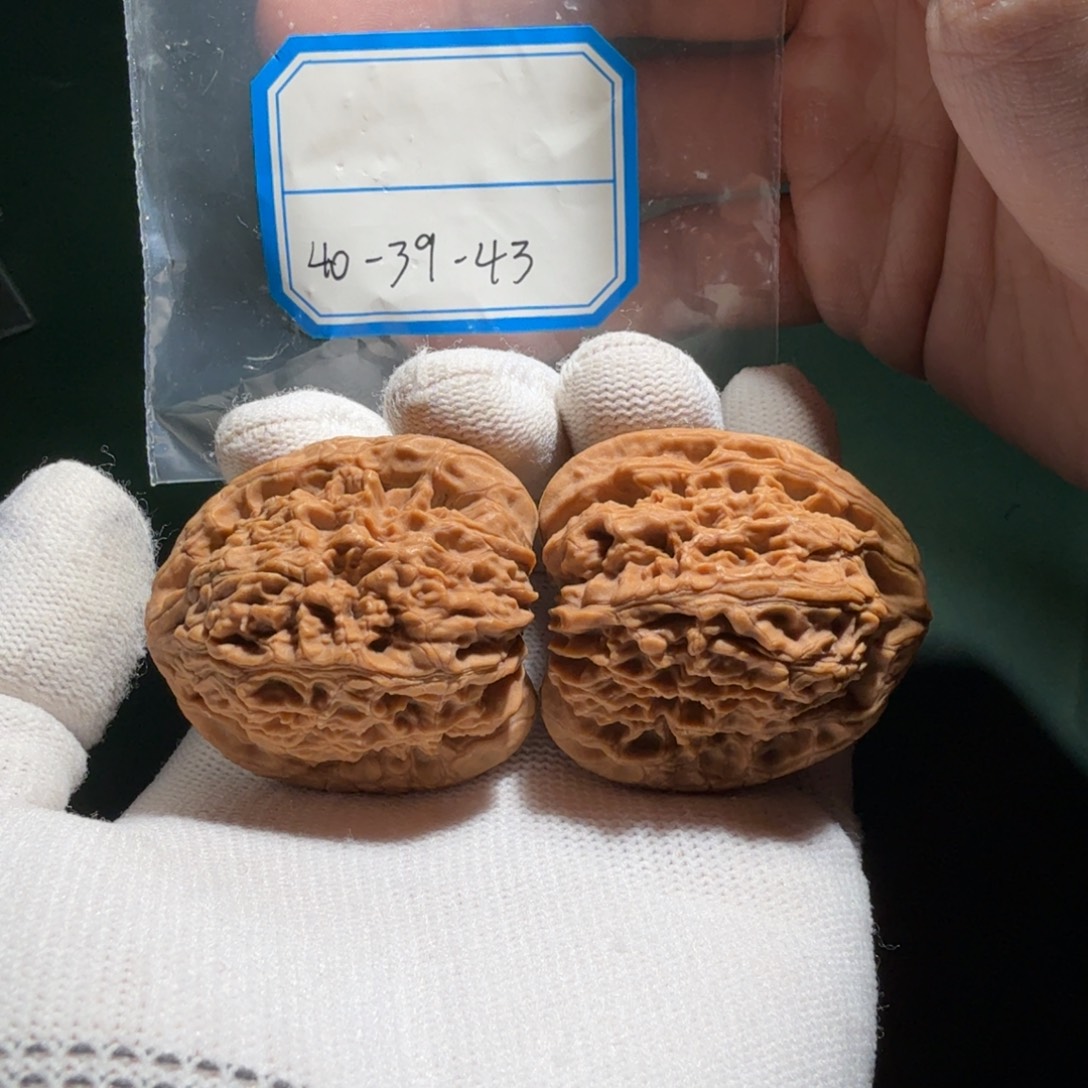 文玩核桃吊坠南疆高炮41