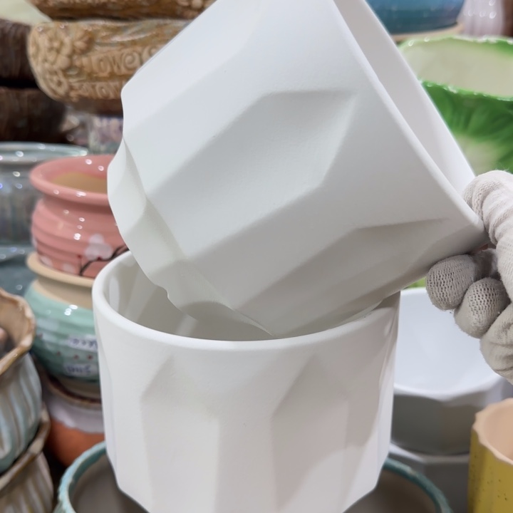 凑9块包邮，有孔，不清楚找客服