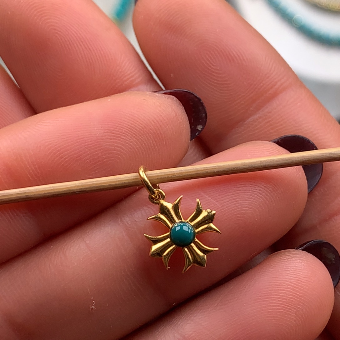 绿松石18K金镶嵌珠宝奇石