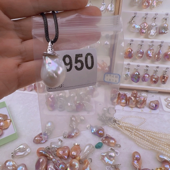 淡水珍珠合金颈饰