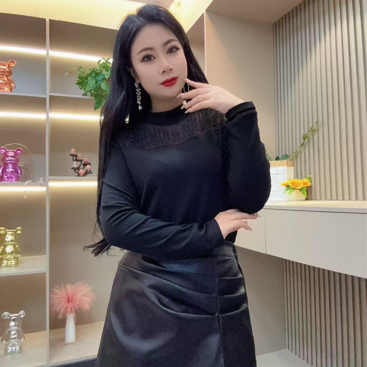 冬季上衣-千 35038潮美镂空亮闪领设计显瘦百搭胖MM大码女装新款