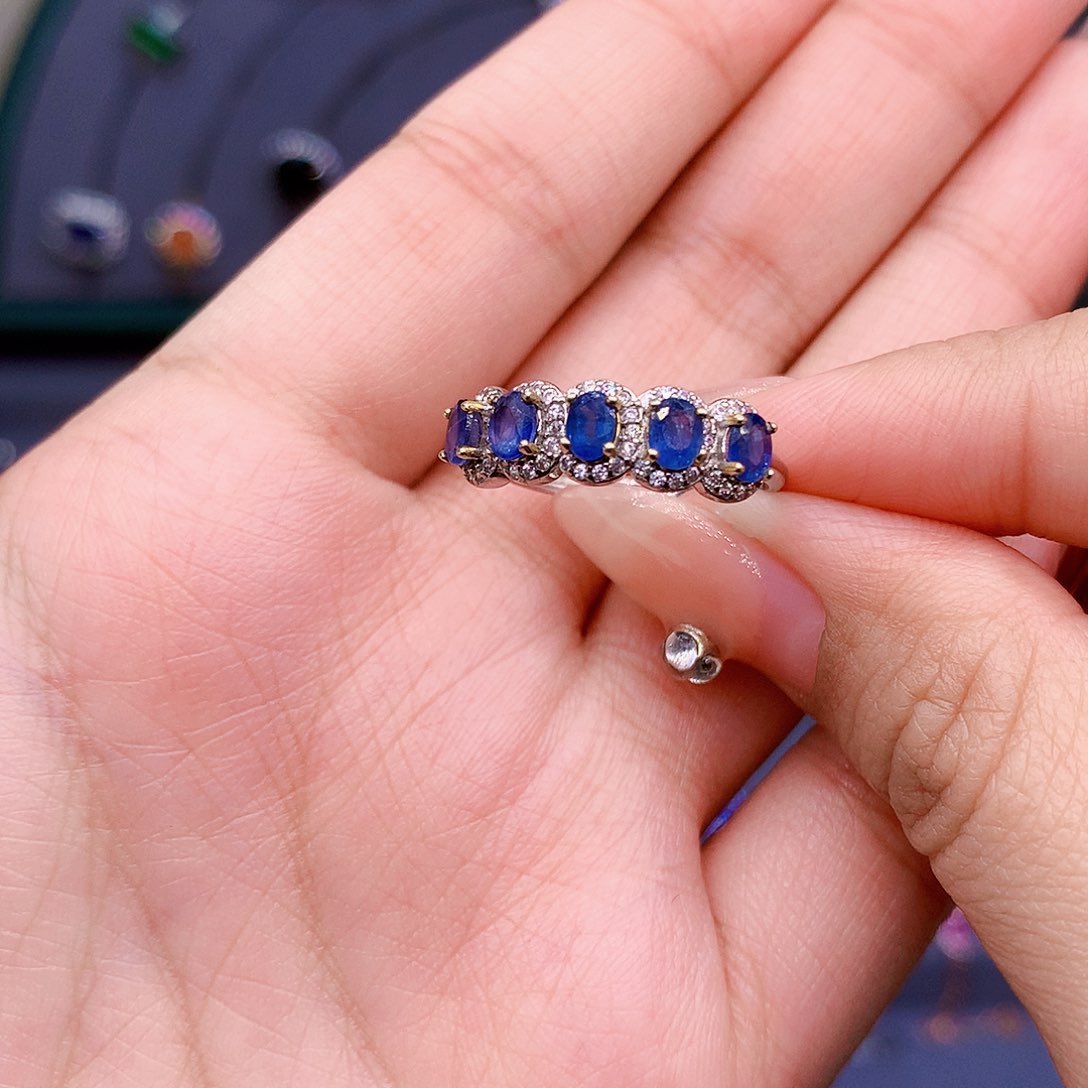 蓝宝石戒指银S925镶嵌