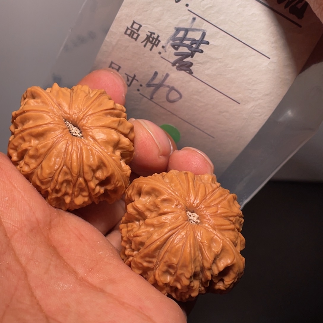 文玩核桃吊坠文玩核桃