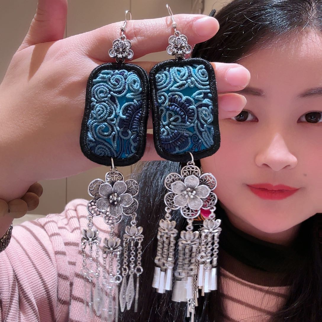 织绣A****球是帅帅帅帅帅帅帅帅