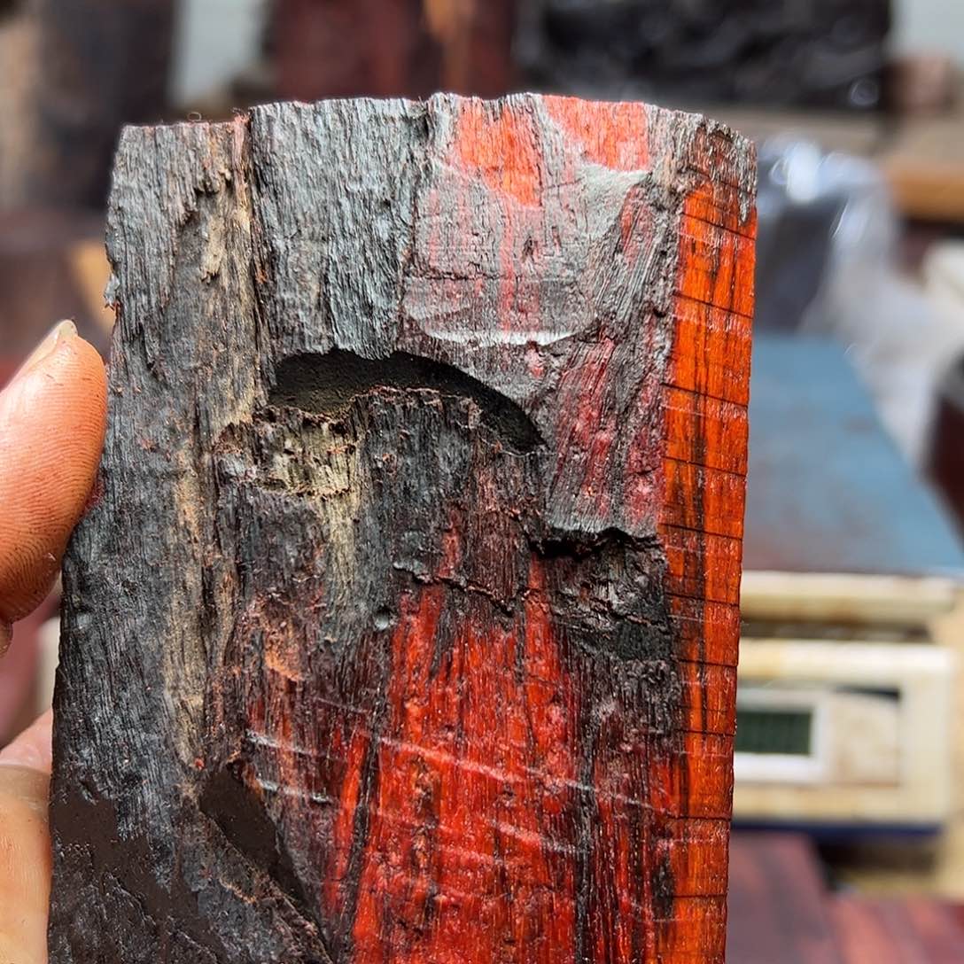 昊***6檀香紫檀（小叶紫檀）