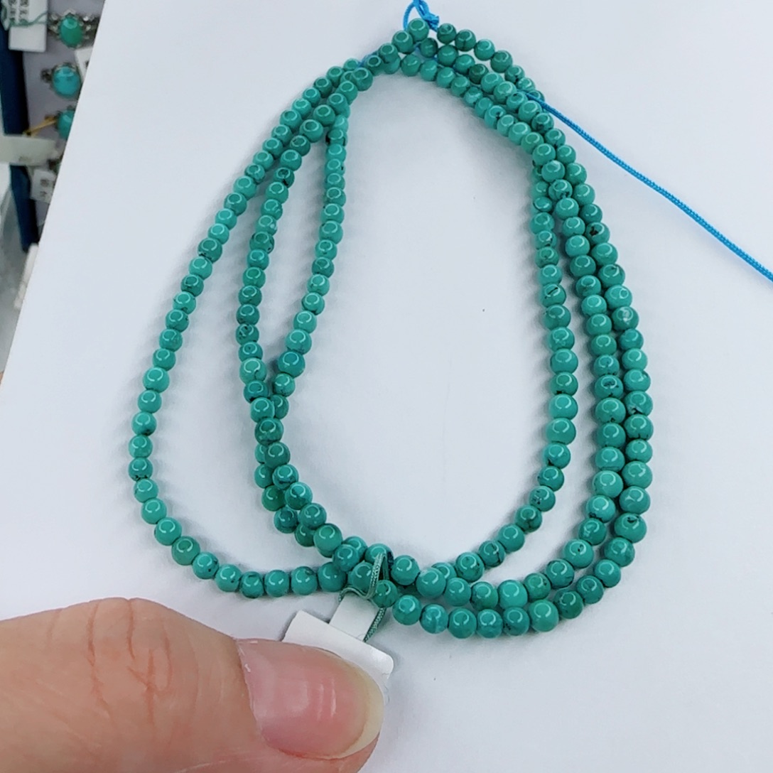 绿松石未镶嵌颈饰