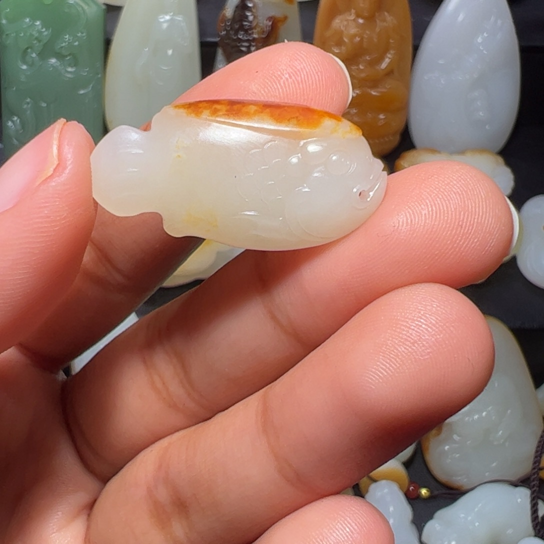 和田玉颈饰未镶嵌