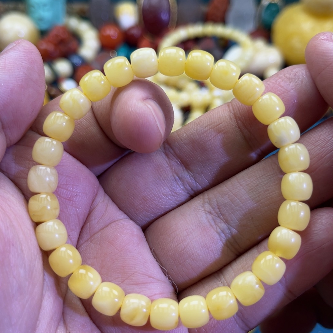 琥珀未镶嵌珠宝奇石47