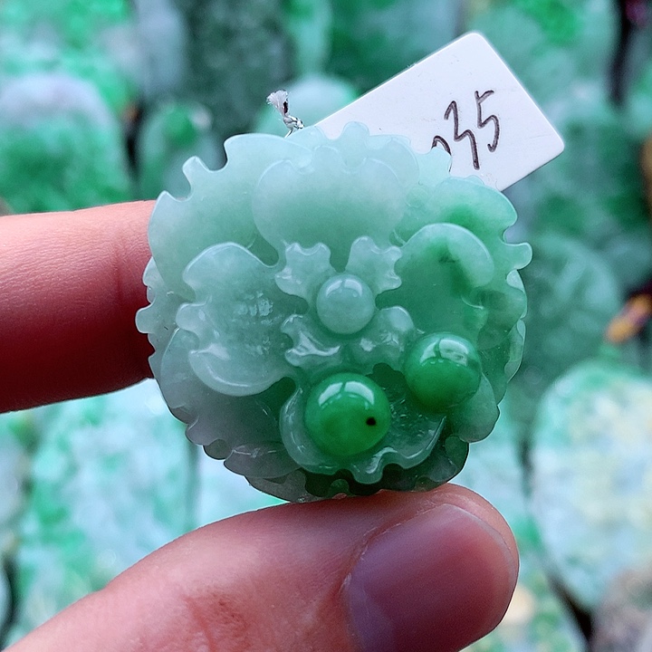 翡翠吊坠(不含链)未镶嵌