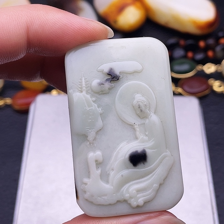 和田玉未镶嵌挂件