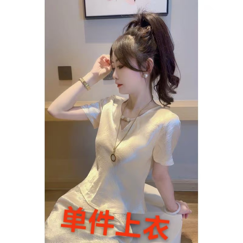 Ling【小香珠】夏季清凉T恤短袖新中式2025修身洋气百搭透气T恤