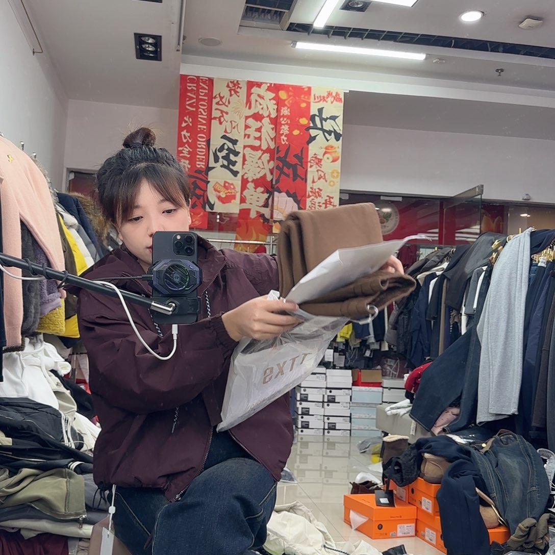 2770卡色加绒裤子