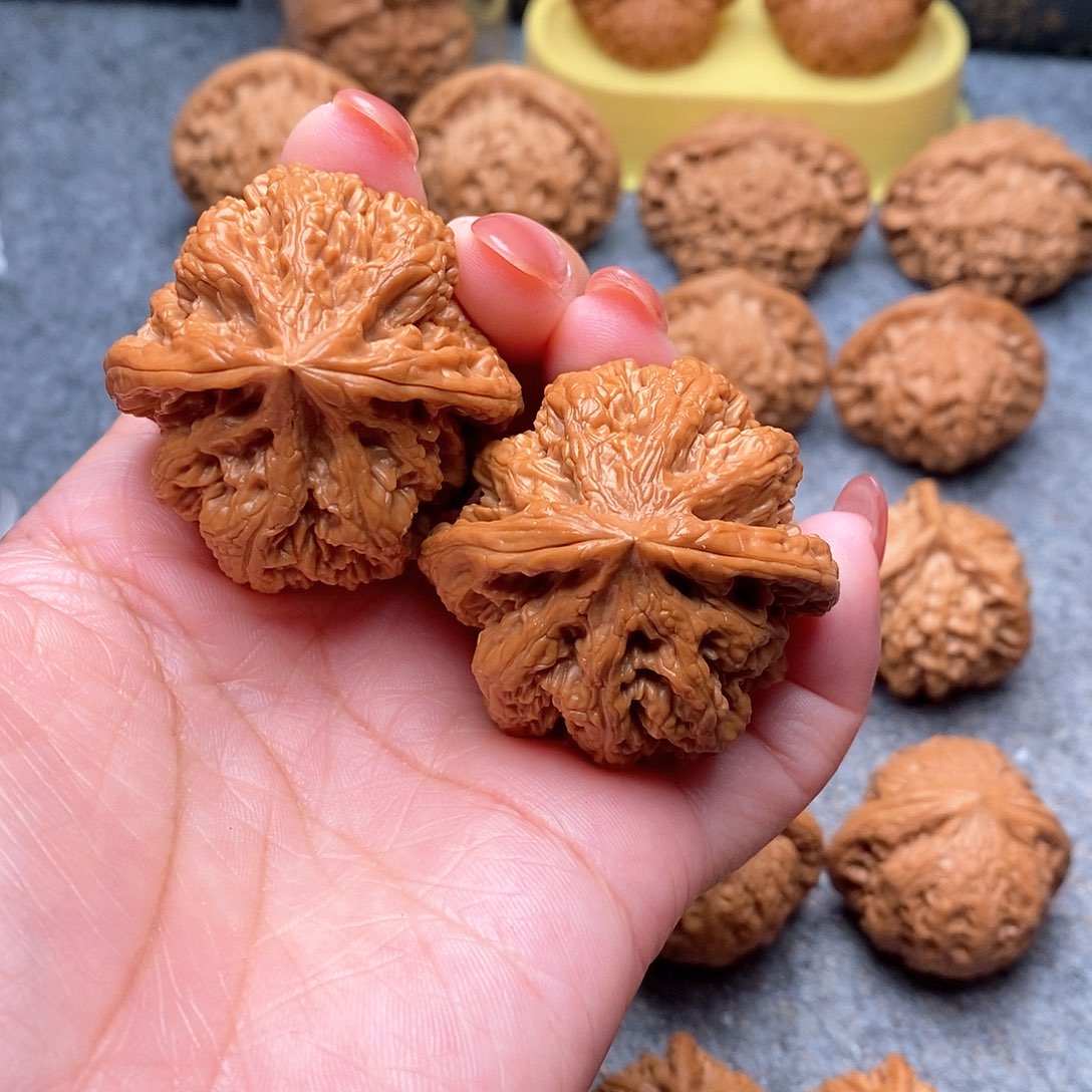 文玩核桃把件精品大粗筋43全品重50克