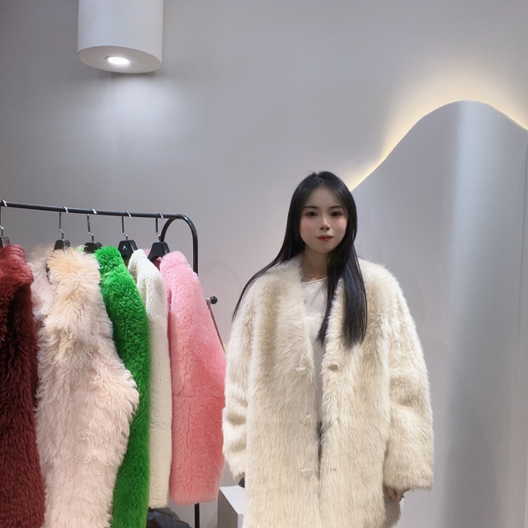 @***乔真皮皮毛一体外套035