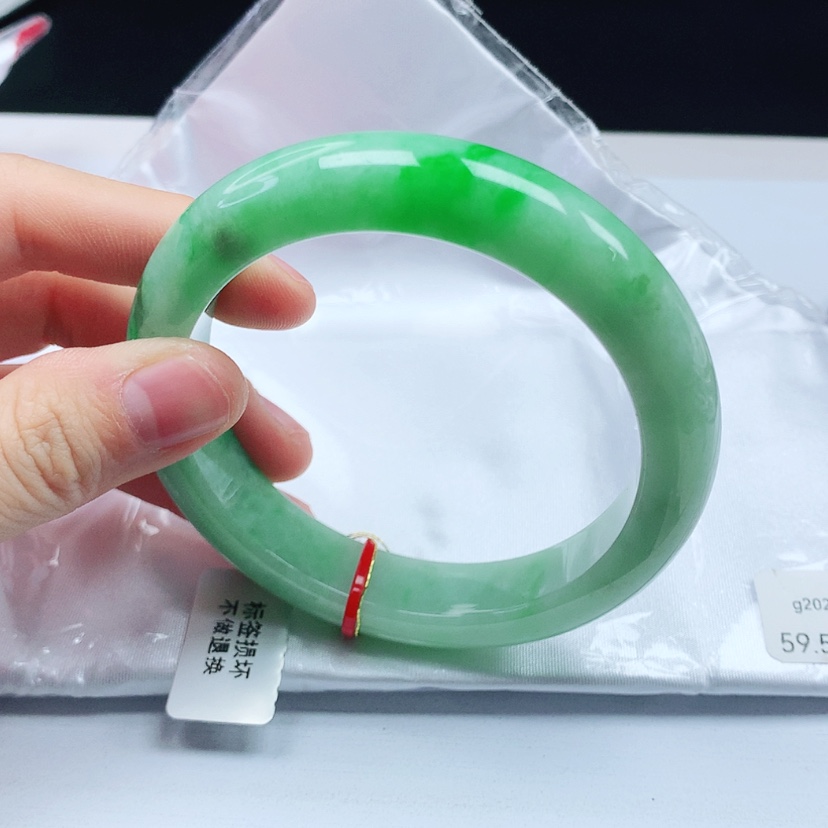 【闪购商品】翡翠手镯未镶嵌天然缅甸a货手镯59+