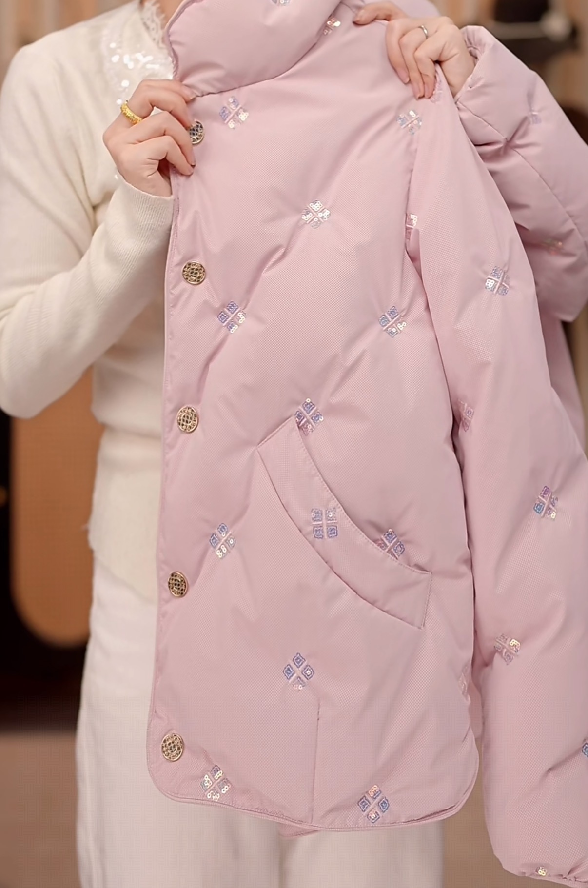 HH-2025冬季新款时尚气质高端羽绒服