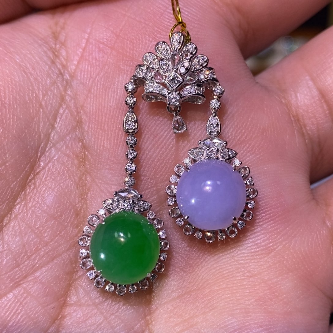 【闪购商品】颈饰18K金镶嵌翡翠