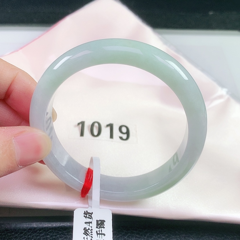 【闪购商品】未镶嵌手镯翡翠1019