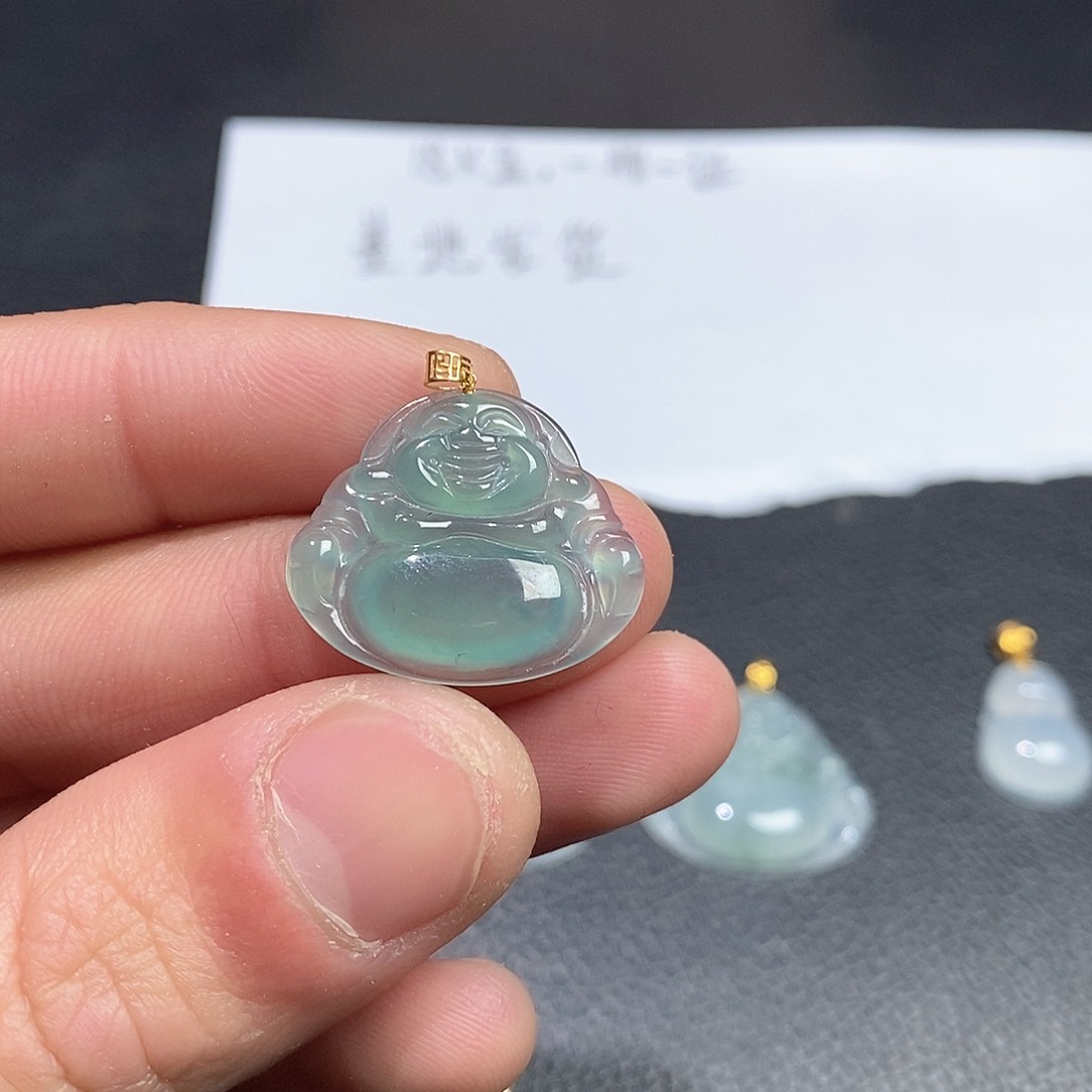 翡翠吊坠(不含链)18K金镶嵌