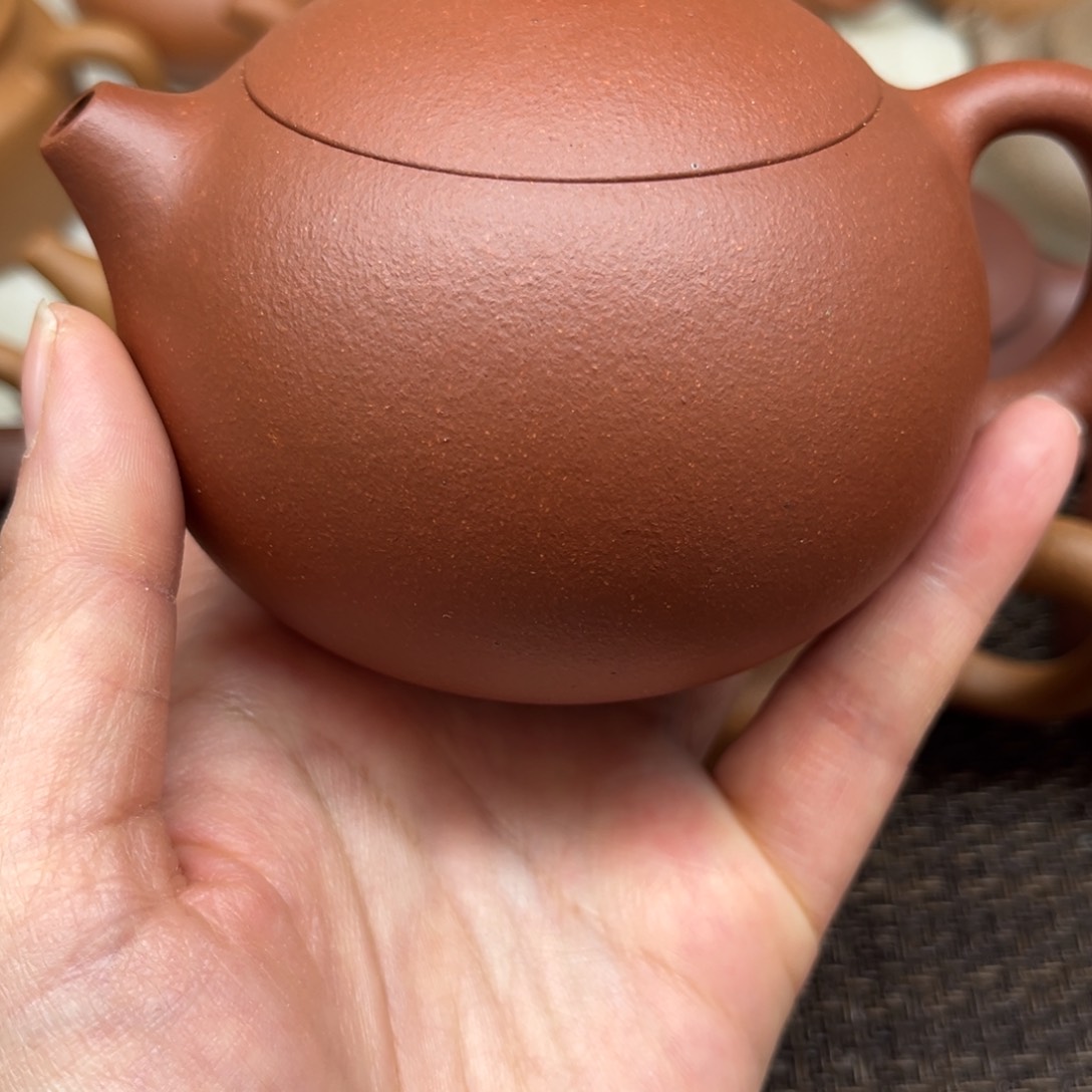 紫砂茶壶微瑕，西施。230cc