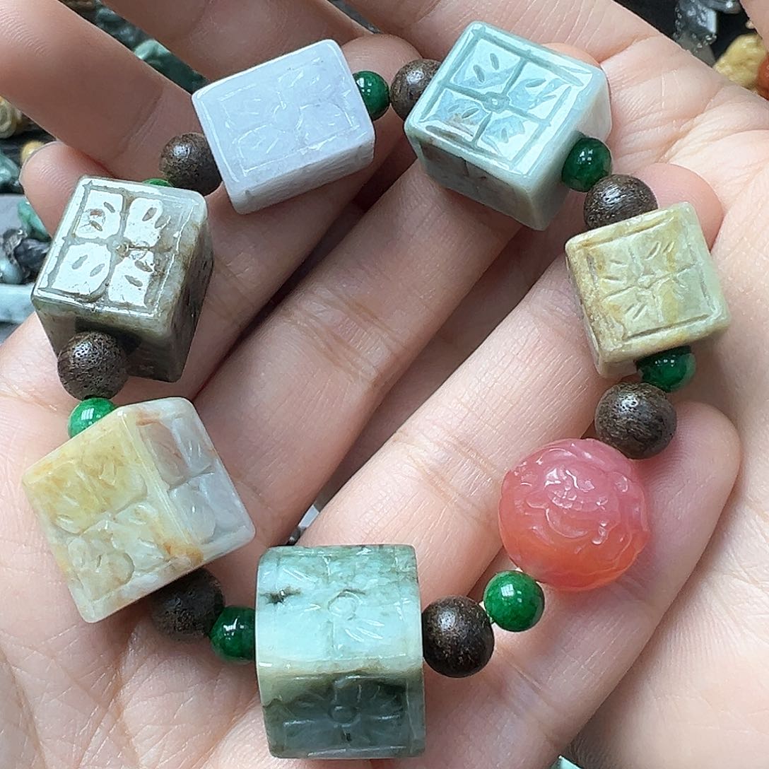 翡翠手链未镶嵌炸