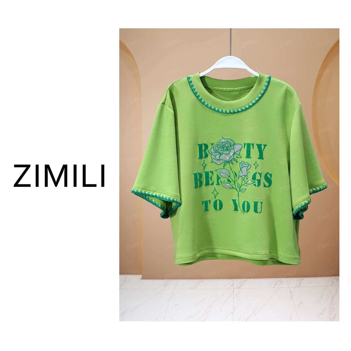 【亮哥女装】2025欧版设计师苹果绿植绒印花烫钻休闲短袖8868-C1