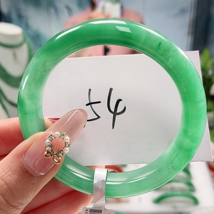 石英质玉手镯未镶嵌天然A货非洲翠手镯