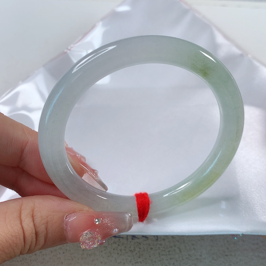 翡翠手镯未镶嵌用****1 正圈