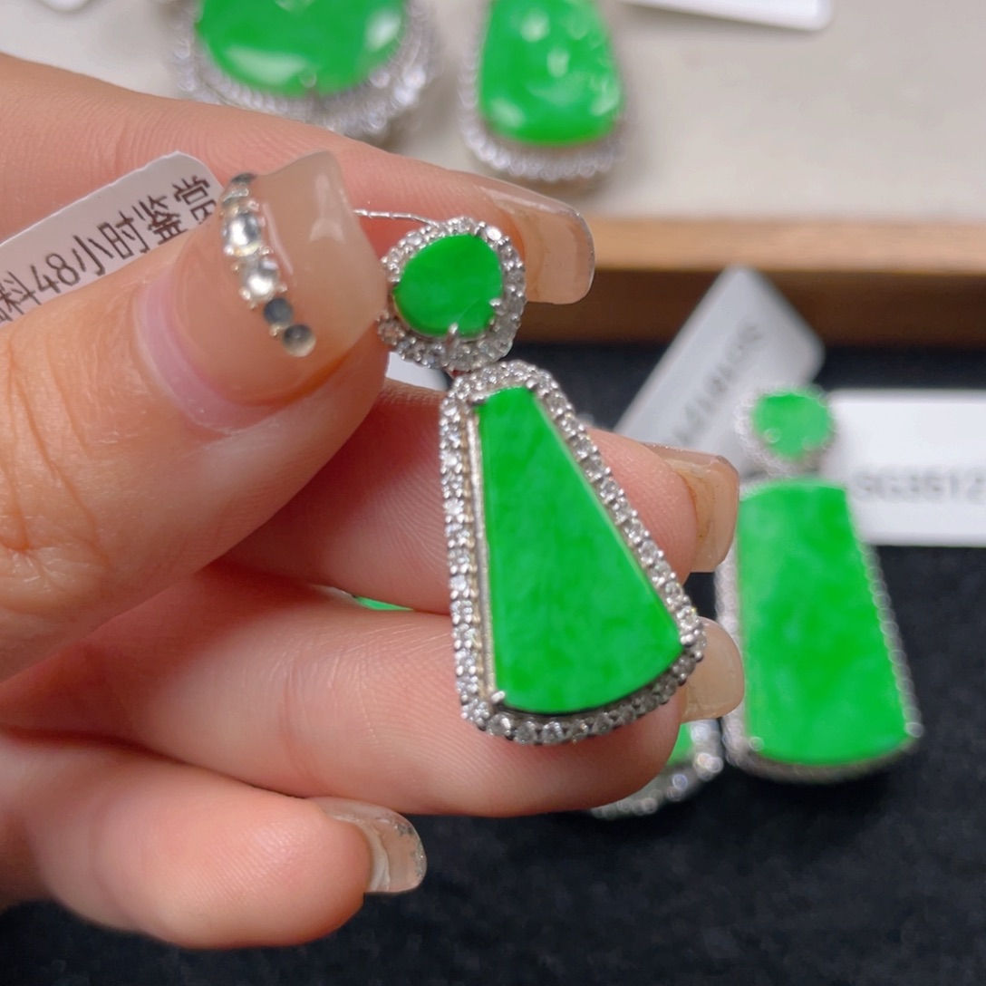 翡翠颈饰银S925镶嵌b h b h h