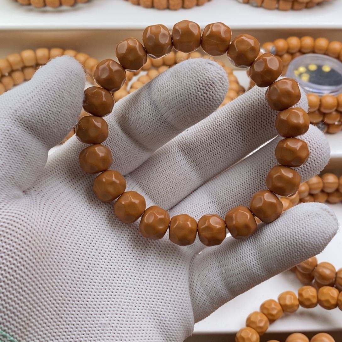 猴头核桃手串奶酪