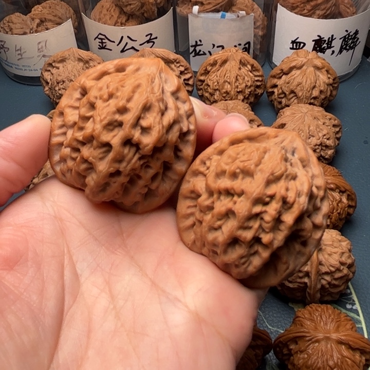 吊坠文玩核桃41金公子