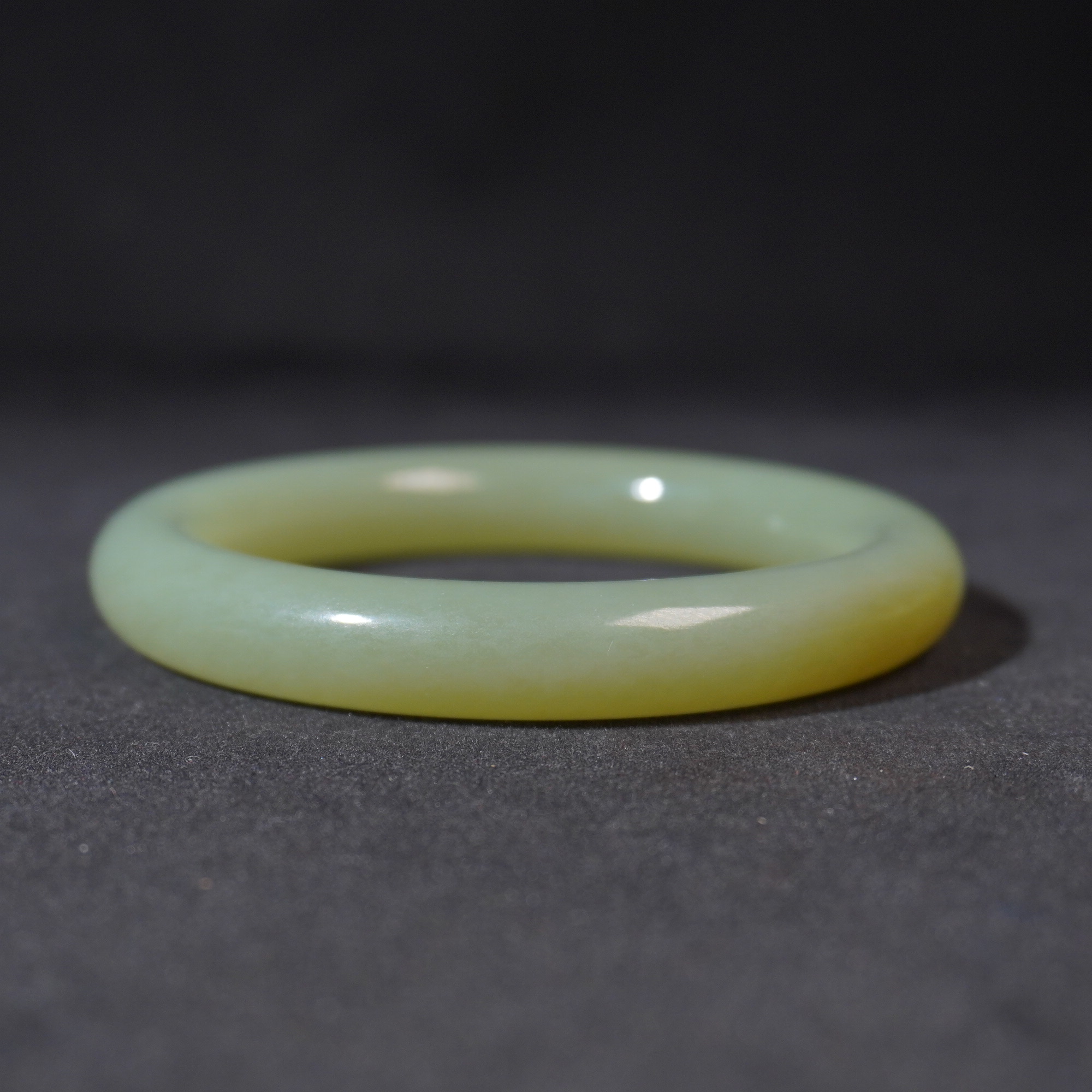 5NYO24  清  和田玉黄玉素圈手镯