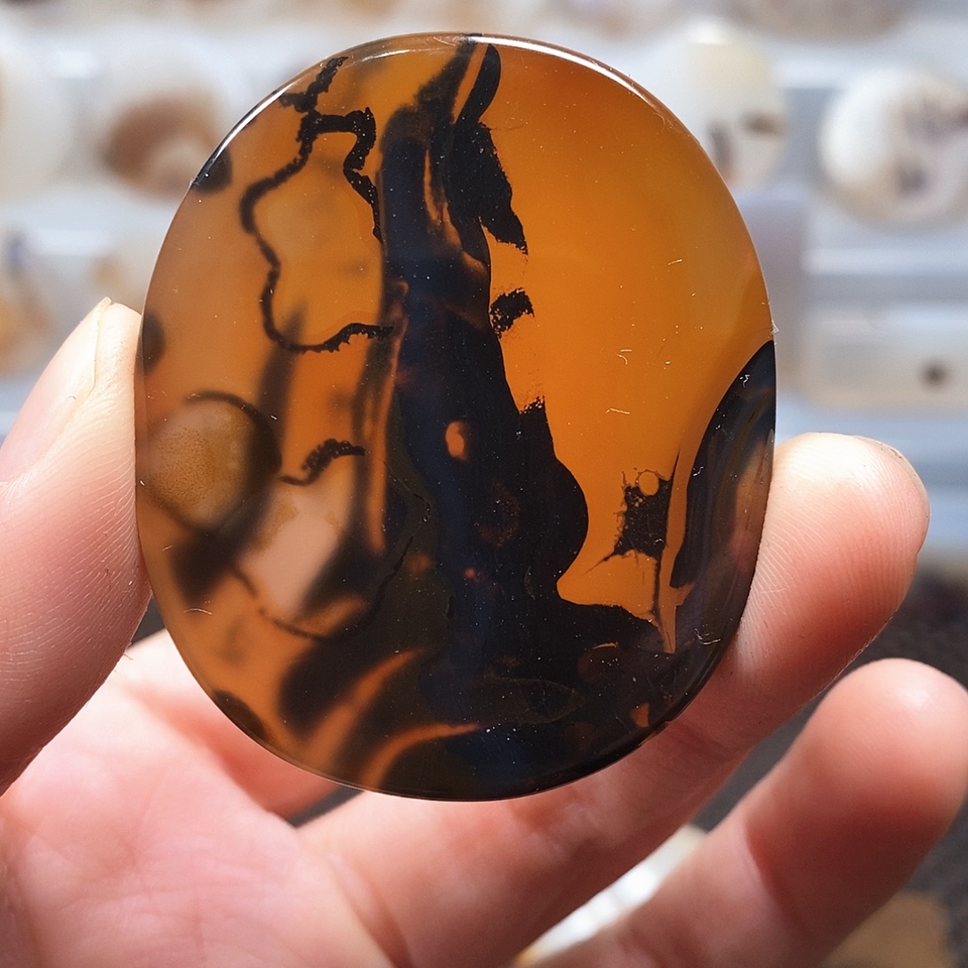 玛瑙/玉髓未镶嵌珠宝奇石