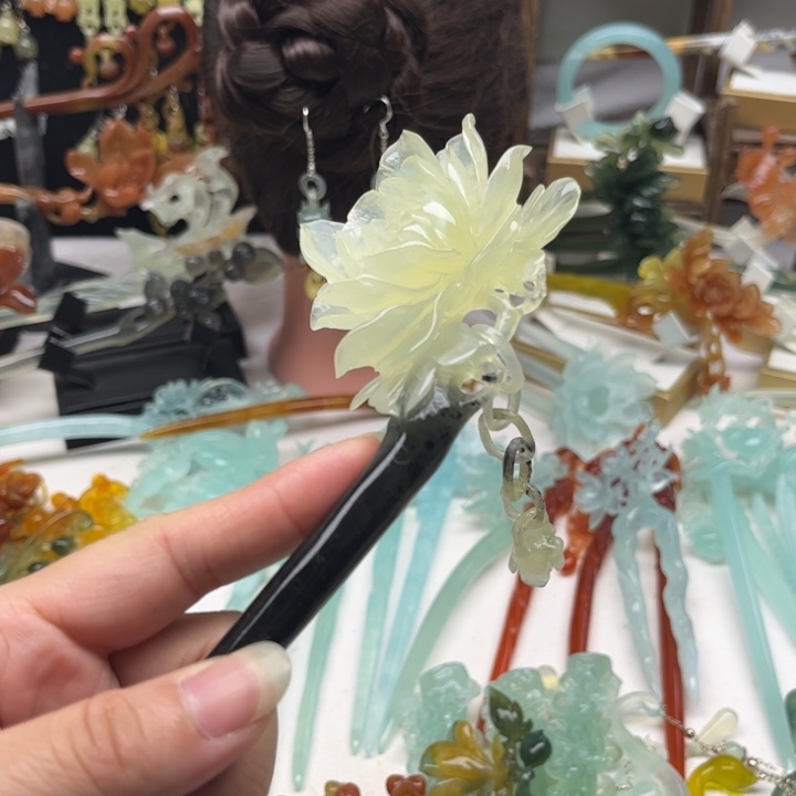 蛇纹石玉发饰合金